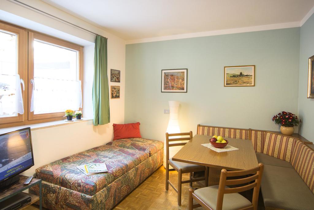 Appartment Plottenbaeck 캄포투레스 외부 사진