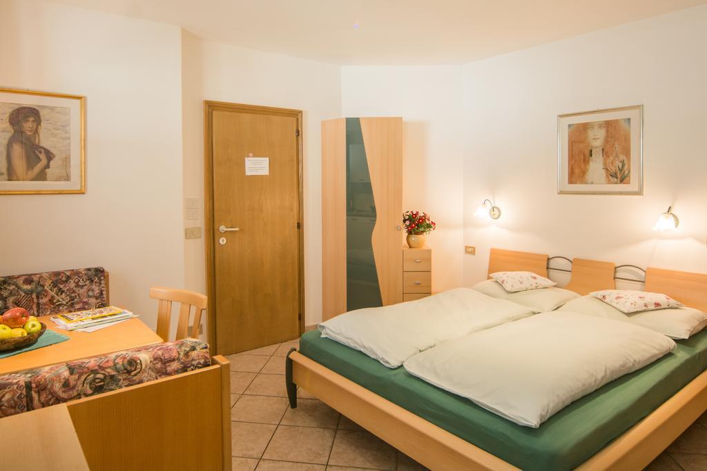 Appartment Plottenbaeck 캄포투레스 외부 사진