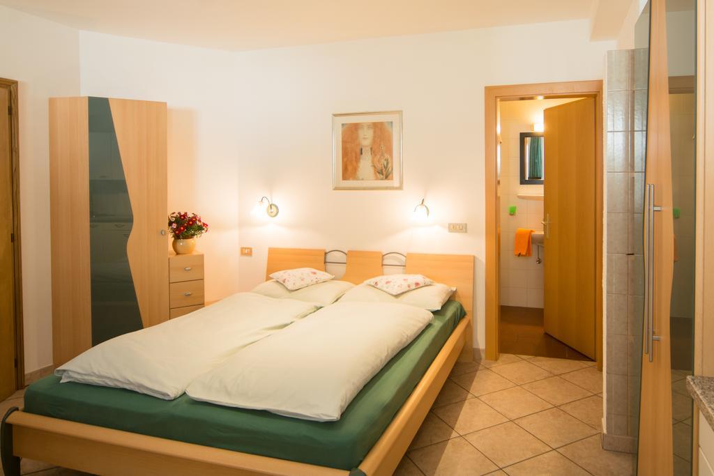Appartment Plottenbaeck 캄포투레스 외부 사진